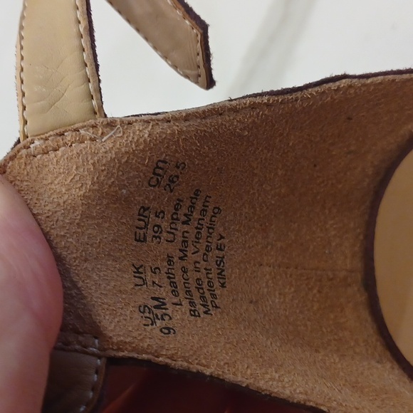 Naturalizer Kinsley Women's Sz 9.5 High Heeled Sandals - Picture 4 of 8